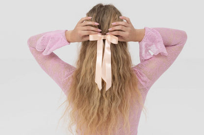 The Emilia™ Bow - Magnetic Hair Clip